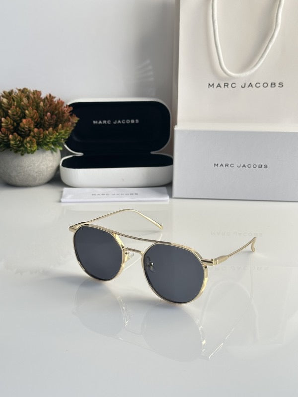 Marc Jacobs Gold Black sunglasses with original box and kit