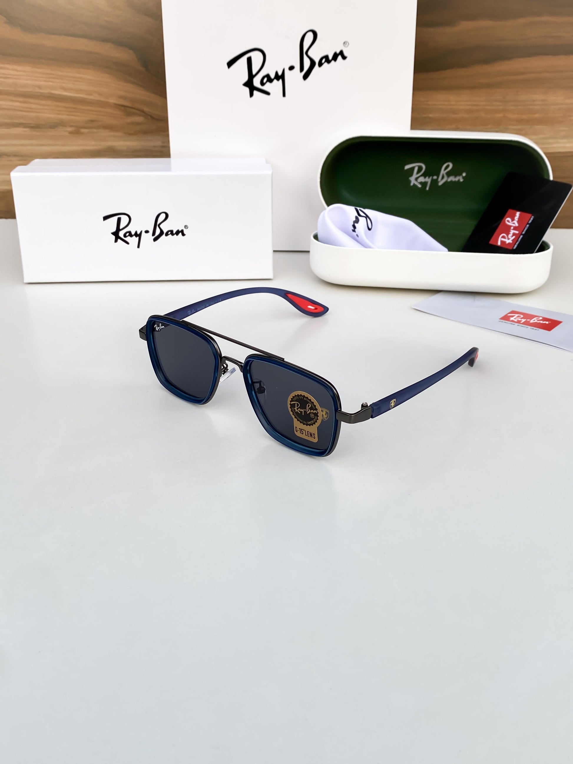 Rayban Sunglasses with original box and kit