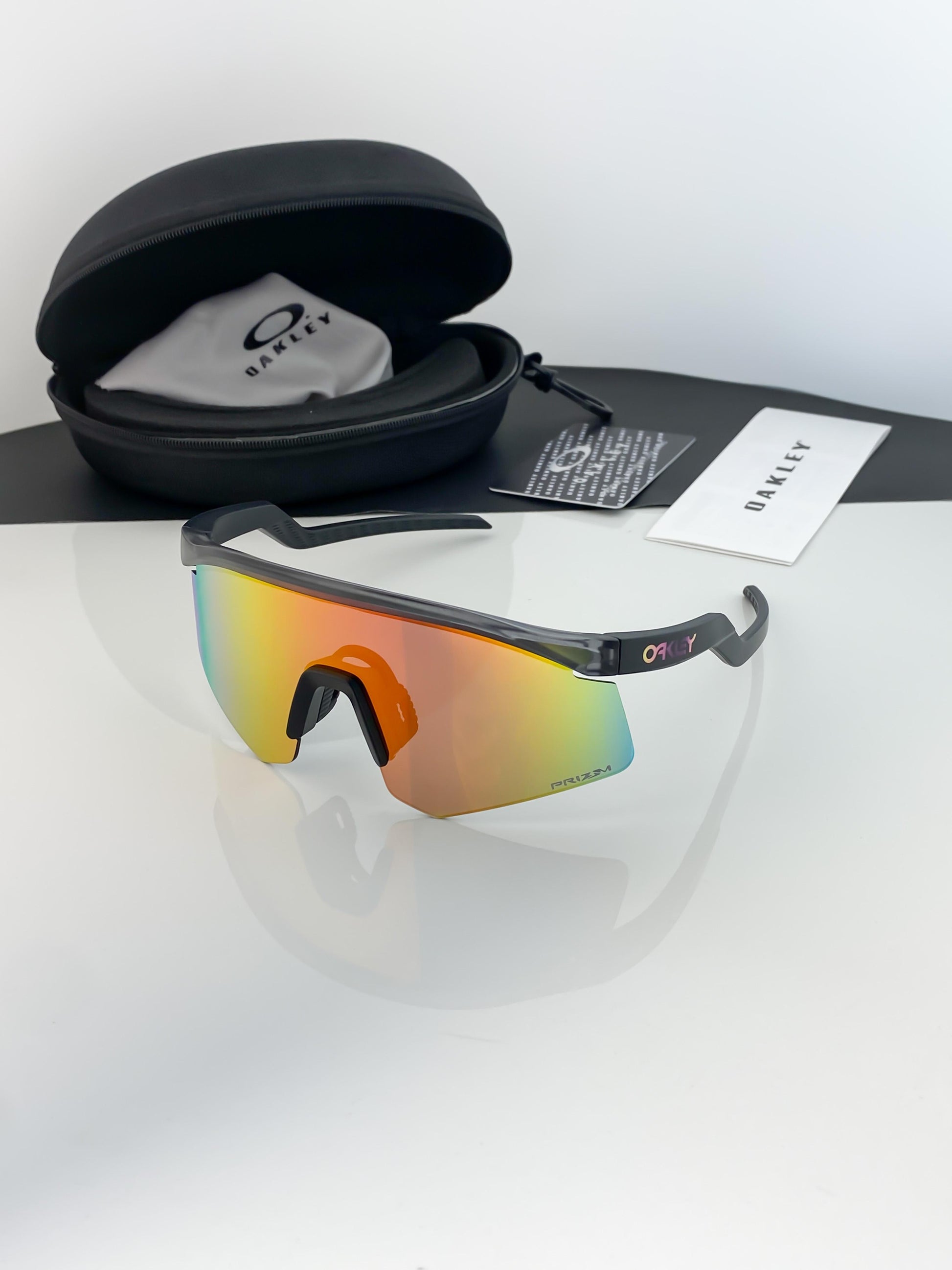 Oakley multicolour sunglasses with original box and kit