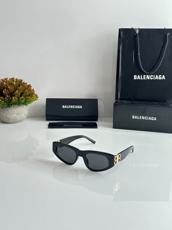 Balenciaga Gold Black with original box and kit