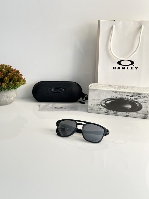 Oakley Black Silver Mercury sunglasses with original box and kit