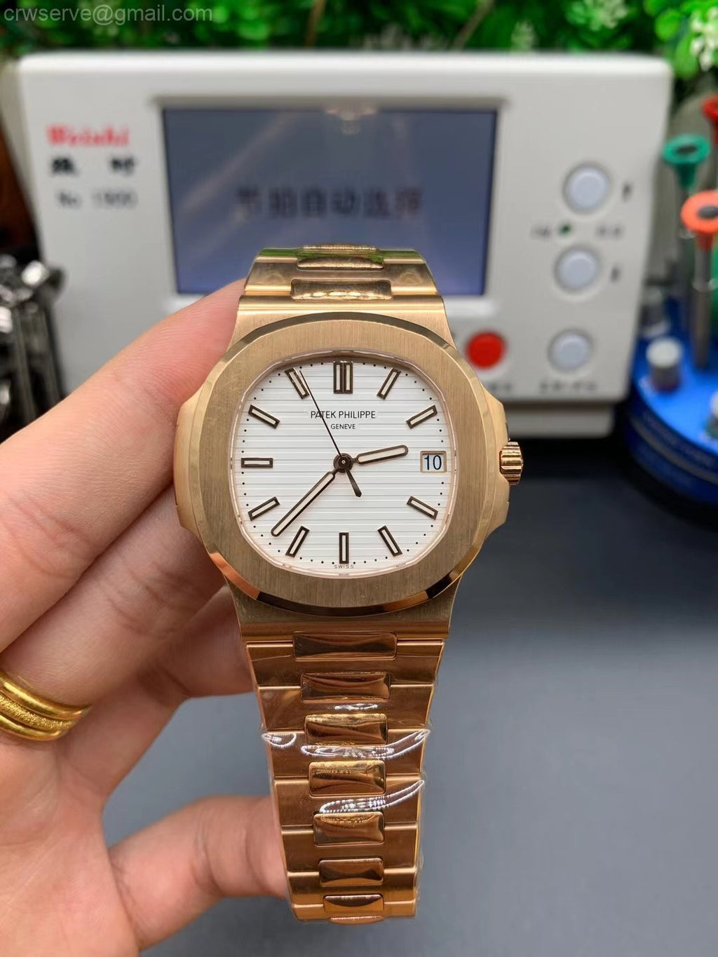 PATEK PHILIPPE Nautilus Mad Watch Qurtz Movement Rose Gold White Dated Watch For Men's