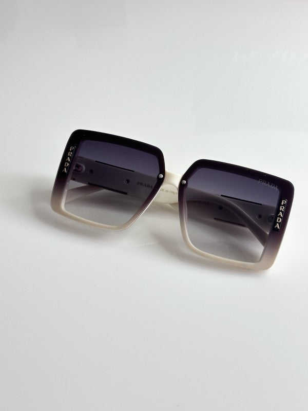 Prada White Black sunglasses for women's with original box and kit