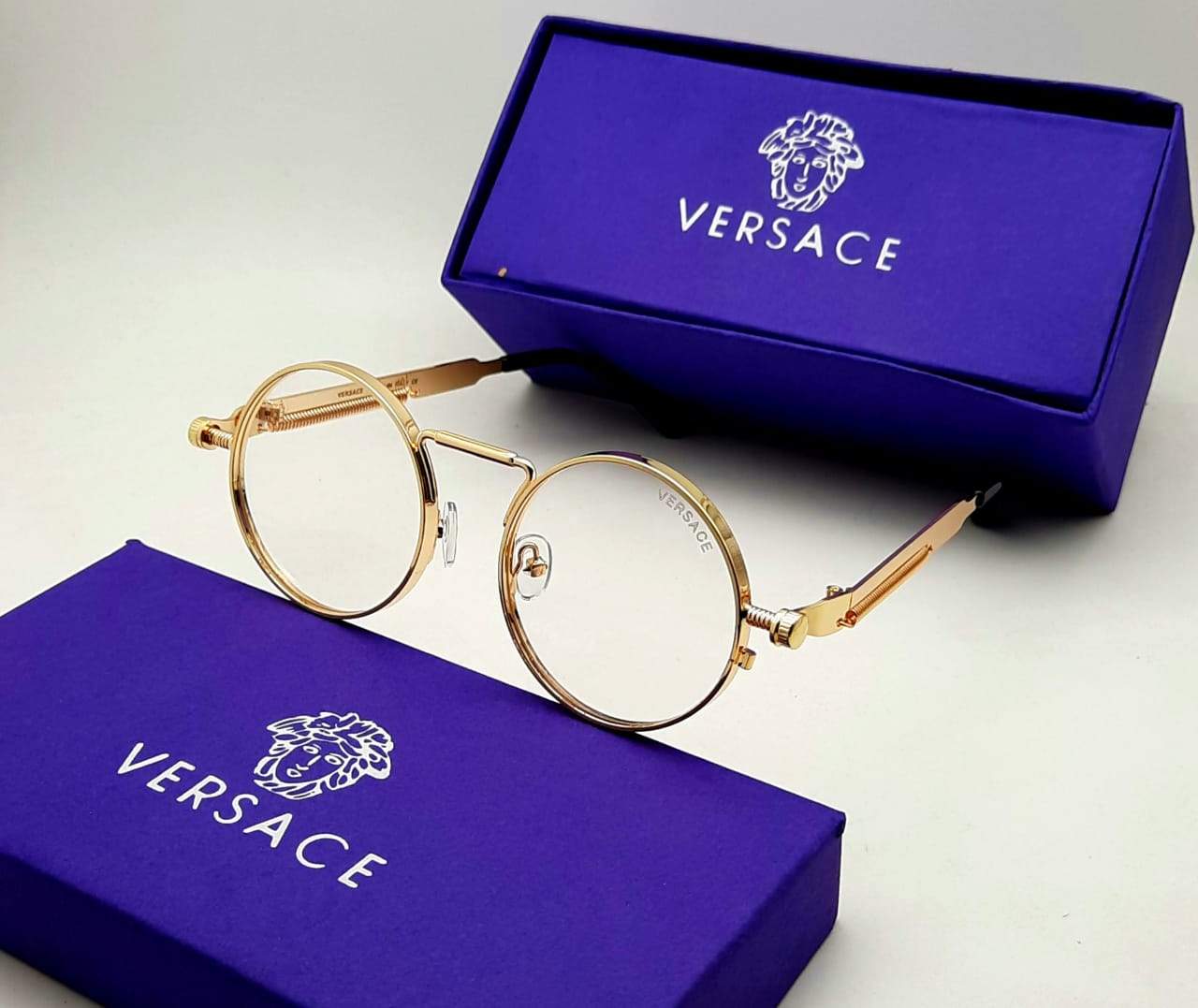 VERSACE MEN'S SUNGLASSES WITH ORIGINAL BOX AND KIT