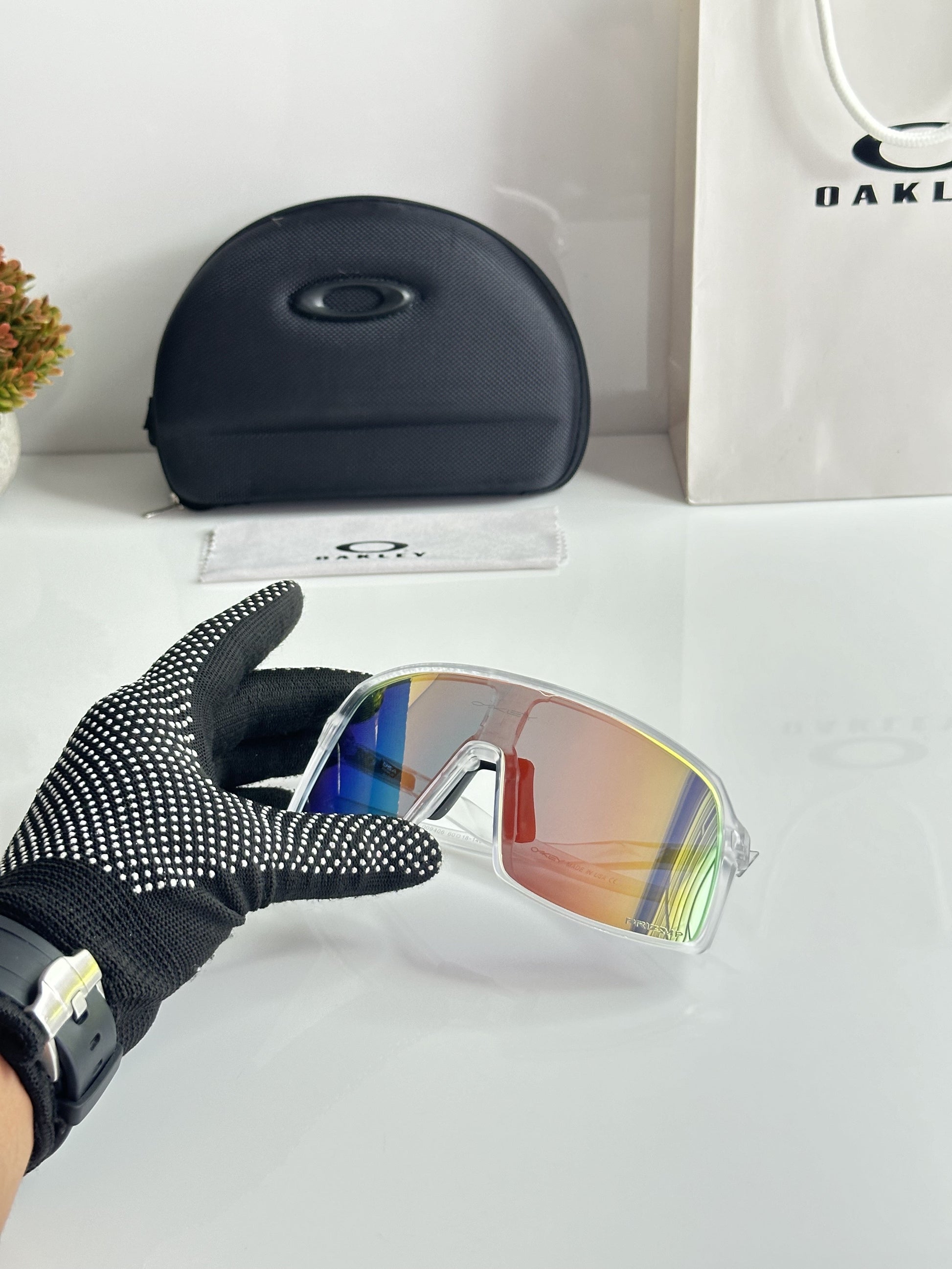 Oakley Ice Fire with original box and kit