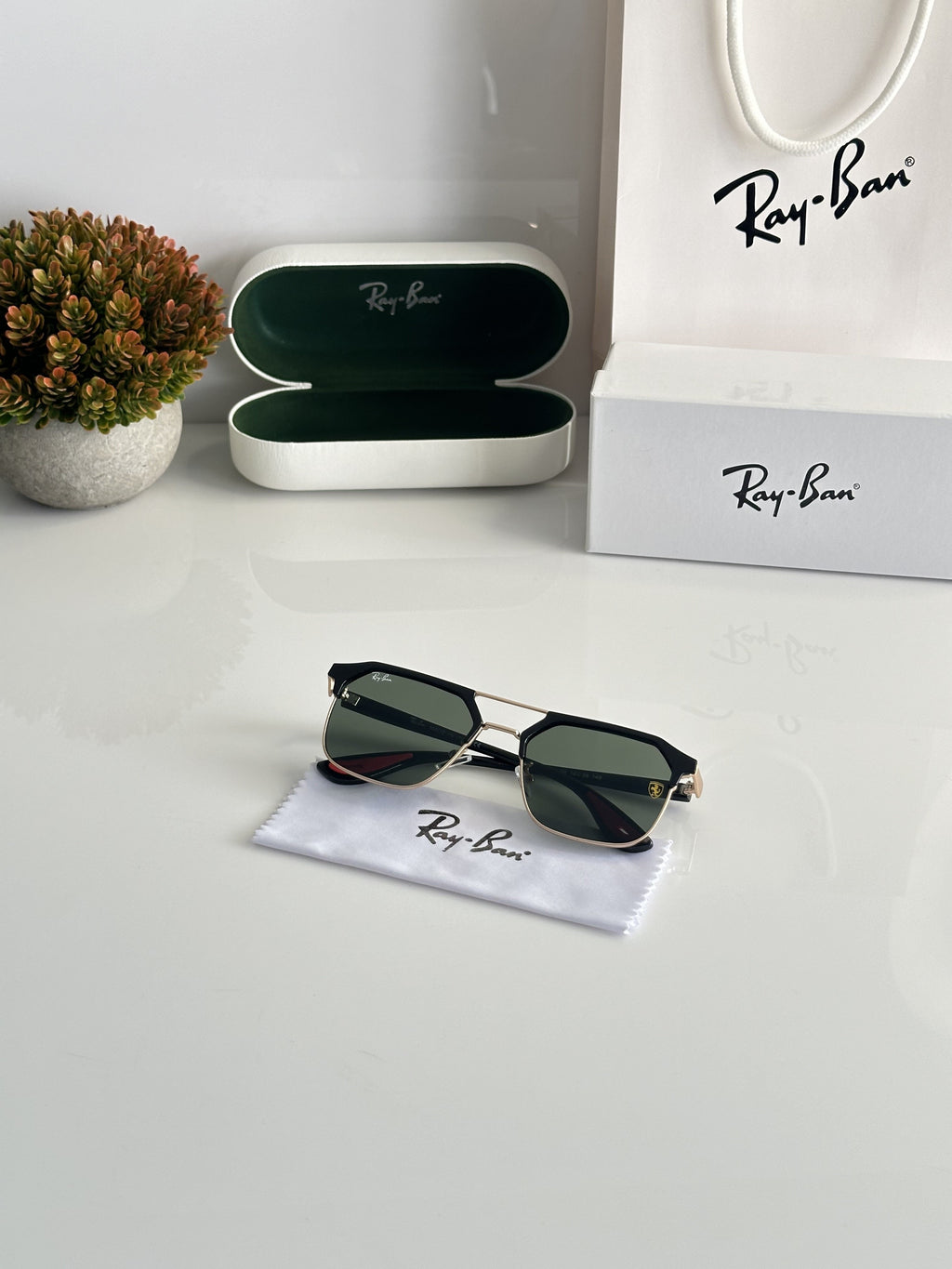 Rayban Gold Green with original box and kit