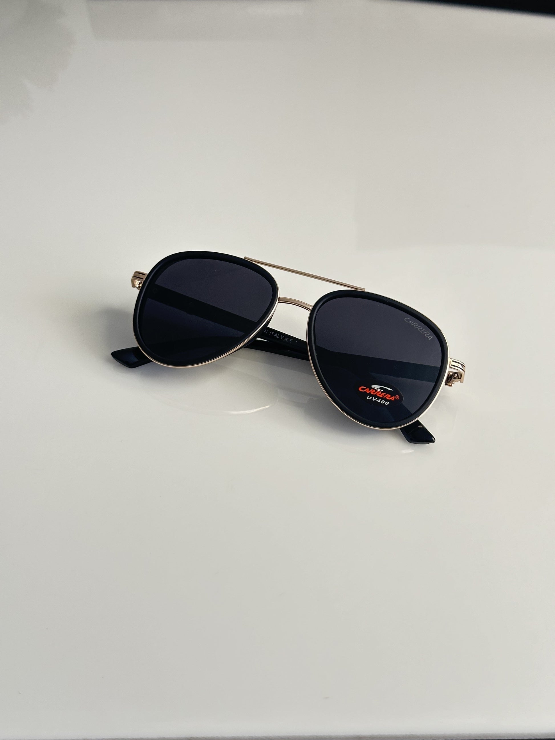 Carrera Black with original box and kit