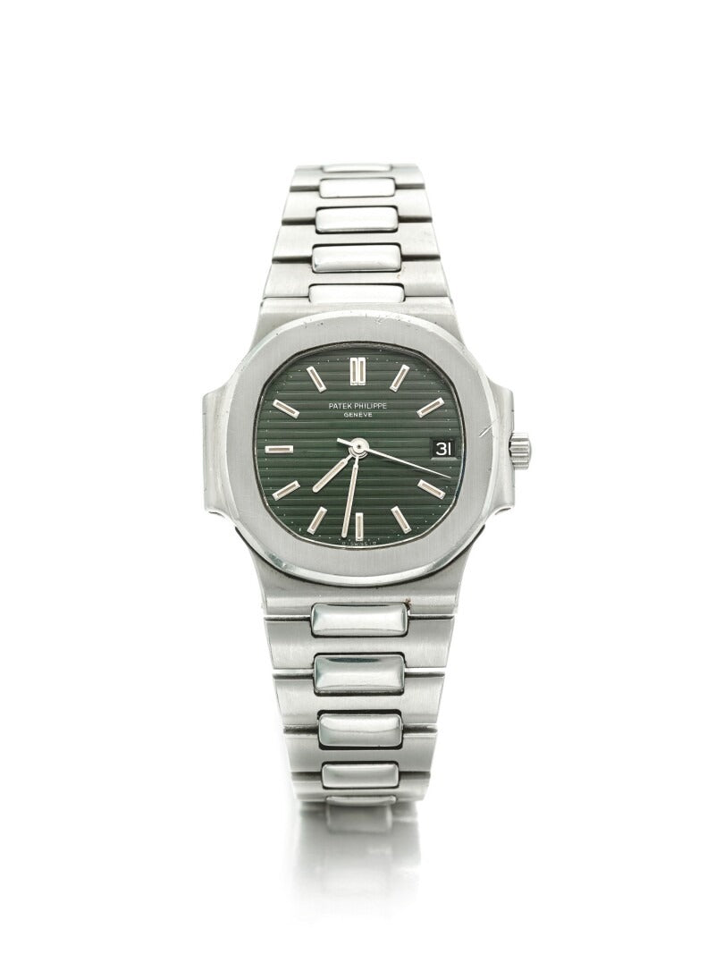 PATEK PHILIPPE Nautilus Mad Watch Quartz Movement Green Dial Dated Watch For Men's