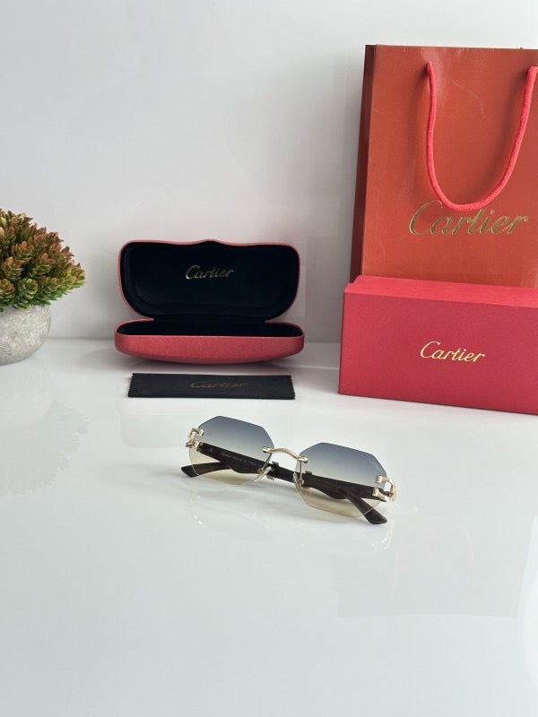 CARTIER GOLD GREEN DC WITH ORIGINAL BOX AND KIT
