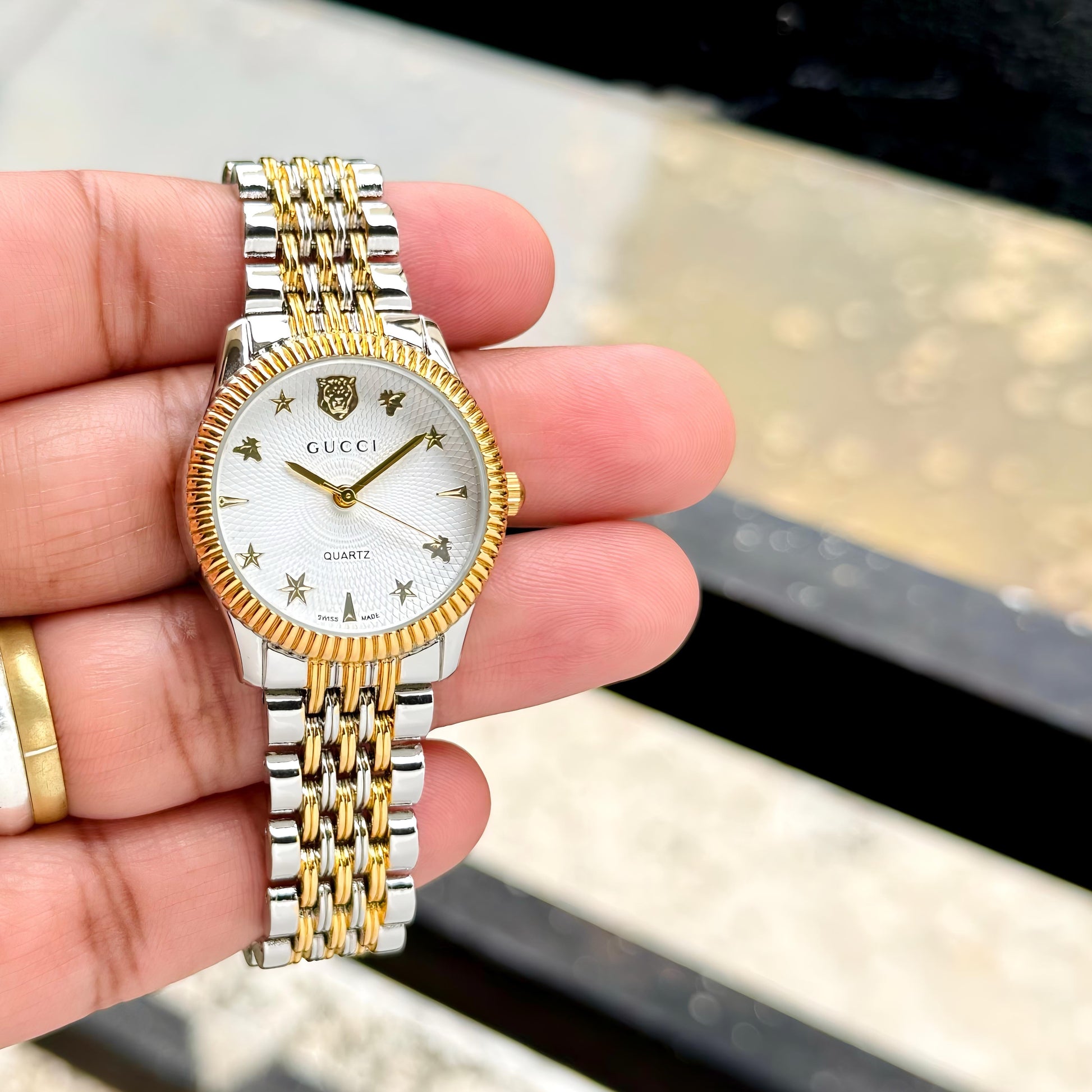GUCCI Patent Dial Series 32Mm