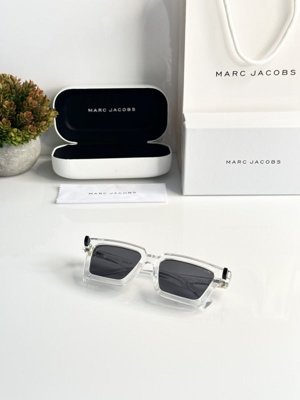 Marc Jacobs Water Black sunglasses with original box and kit