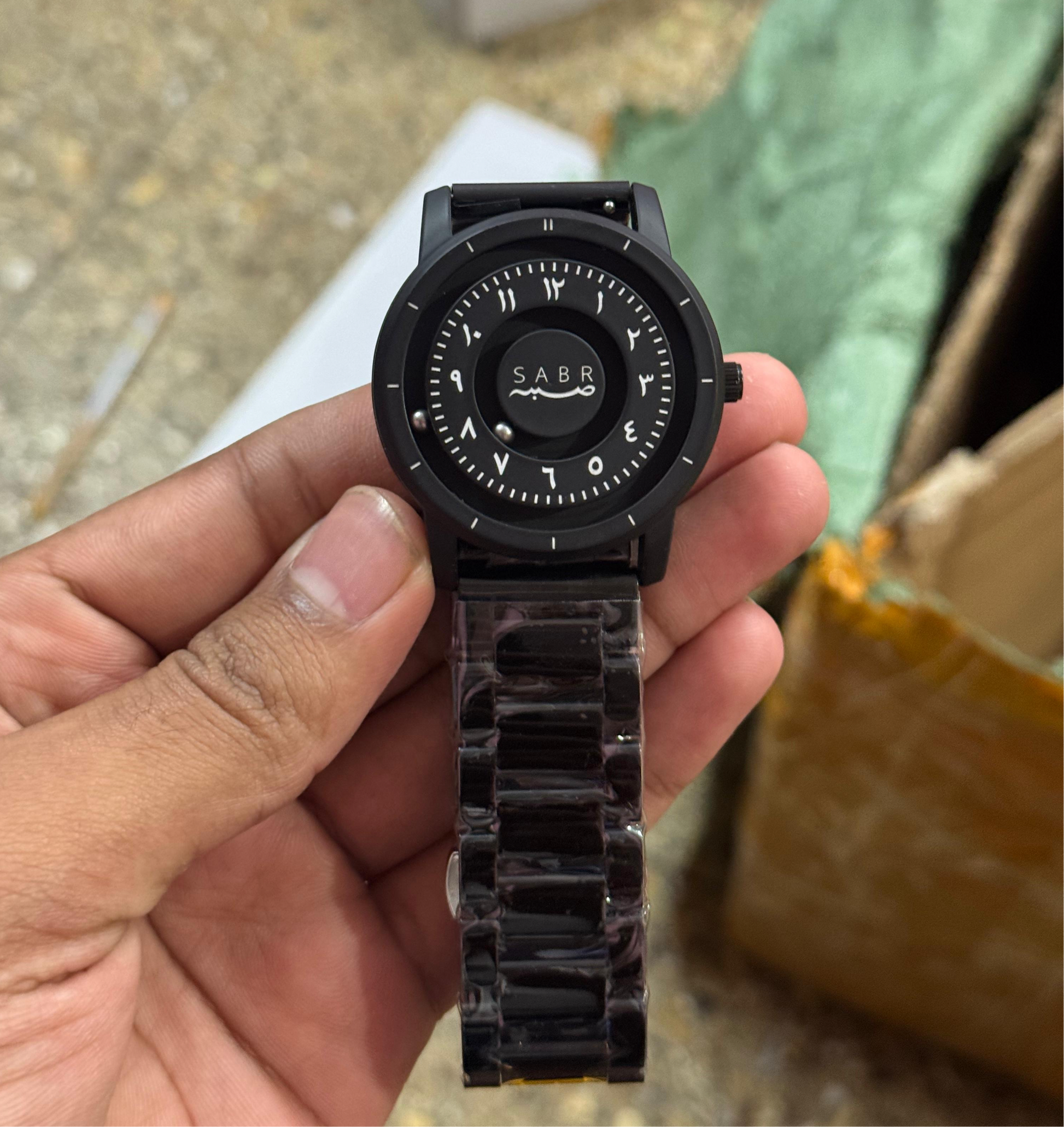 SaBr Magnetic Luna Black