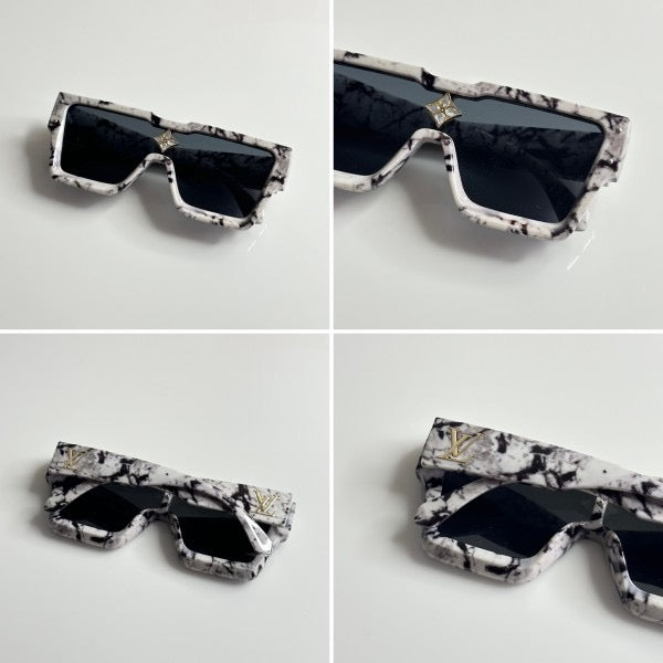 LOUIS VUITTON MARBLE BLACK (UNISEX) - WITH ORIGINAL BOX AND KIT