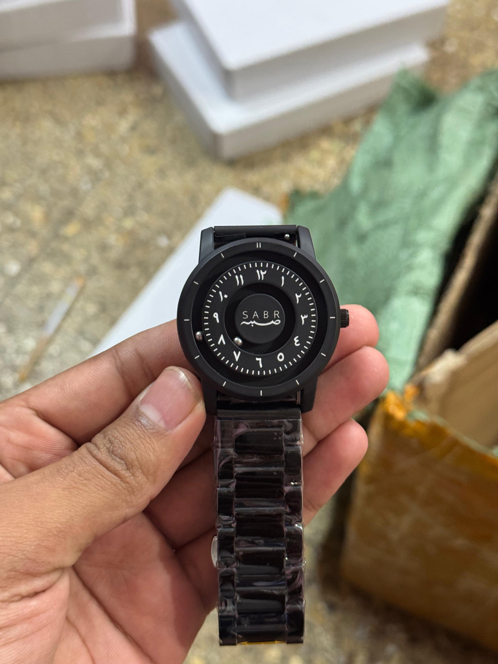 SaBr Magnetic Luna Black
