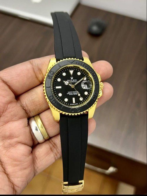 Rolex Yacht-Master Gold Black (quartz)