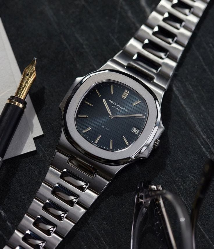 PATEK PHILIPPE NAUTILUS (automatic)