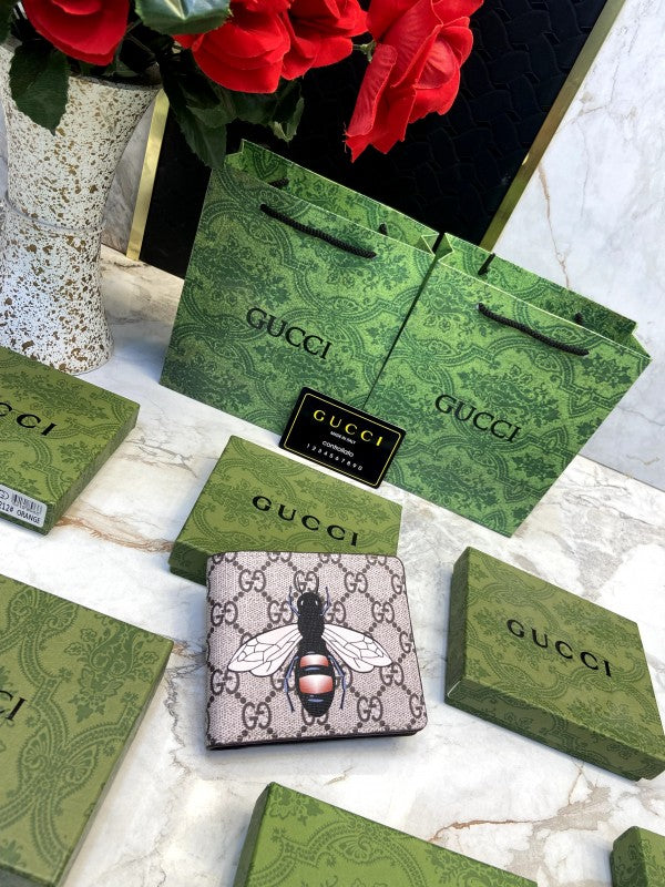 GUCCI BEE WALLET WITH  DUST BAG AND BOX