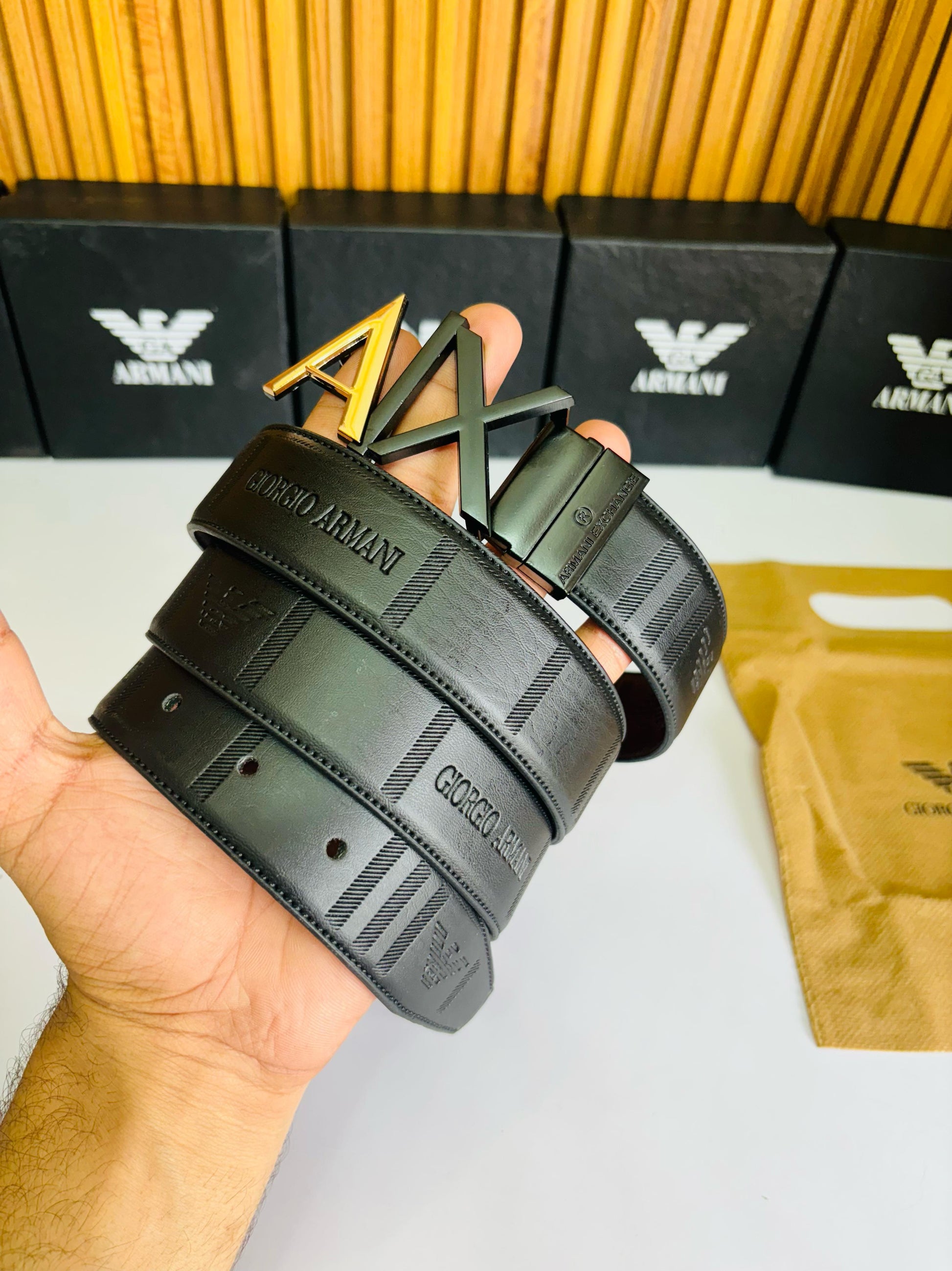 ARMANI EXCHANGE PREMIUM QUALITY REVERSIBLE BELT with original box and kit