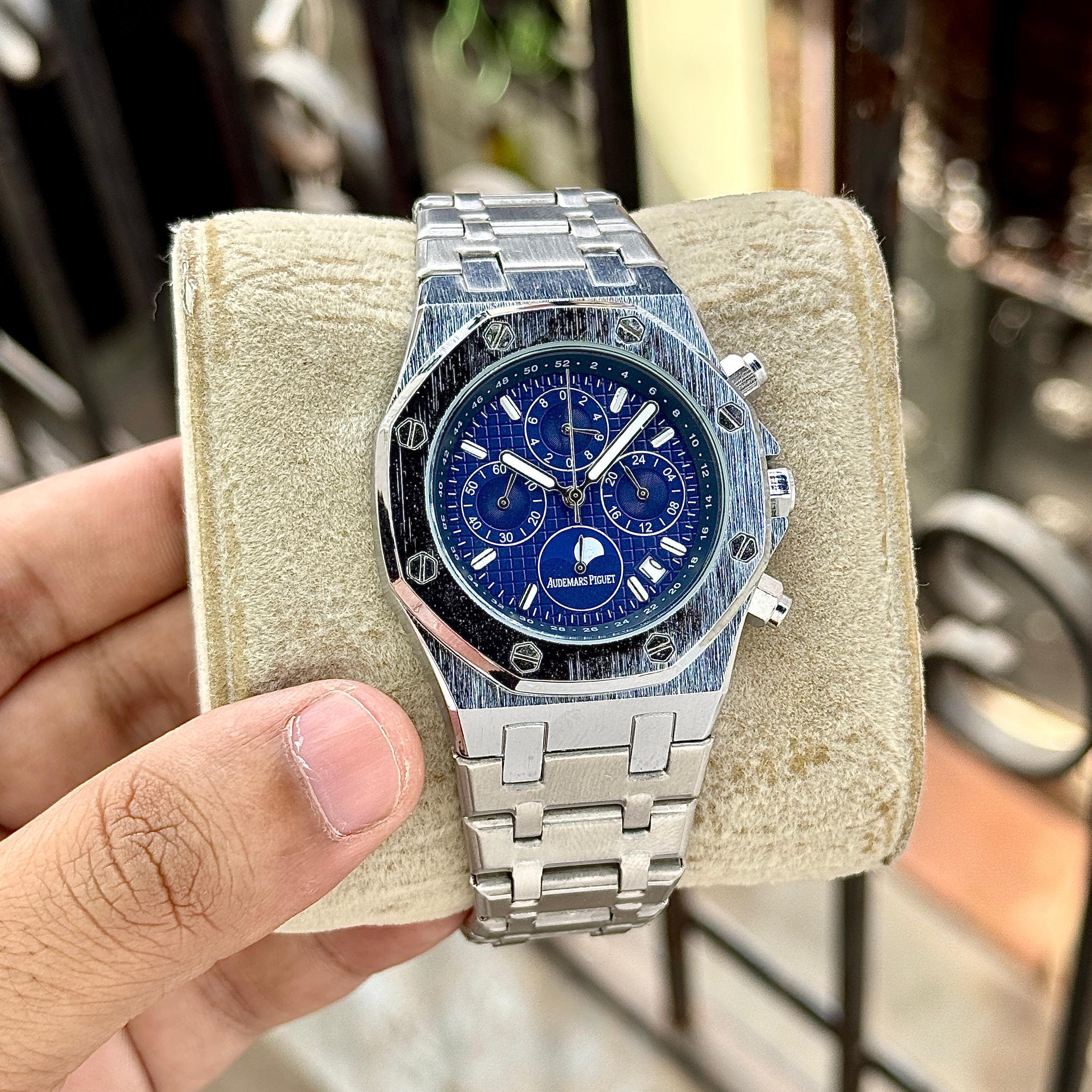 AUDEMARS PIGUET SUN-MOON Chronograph Watch