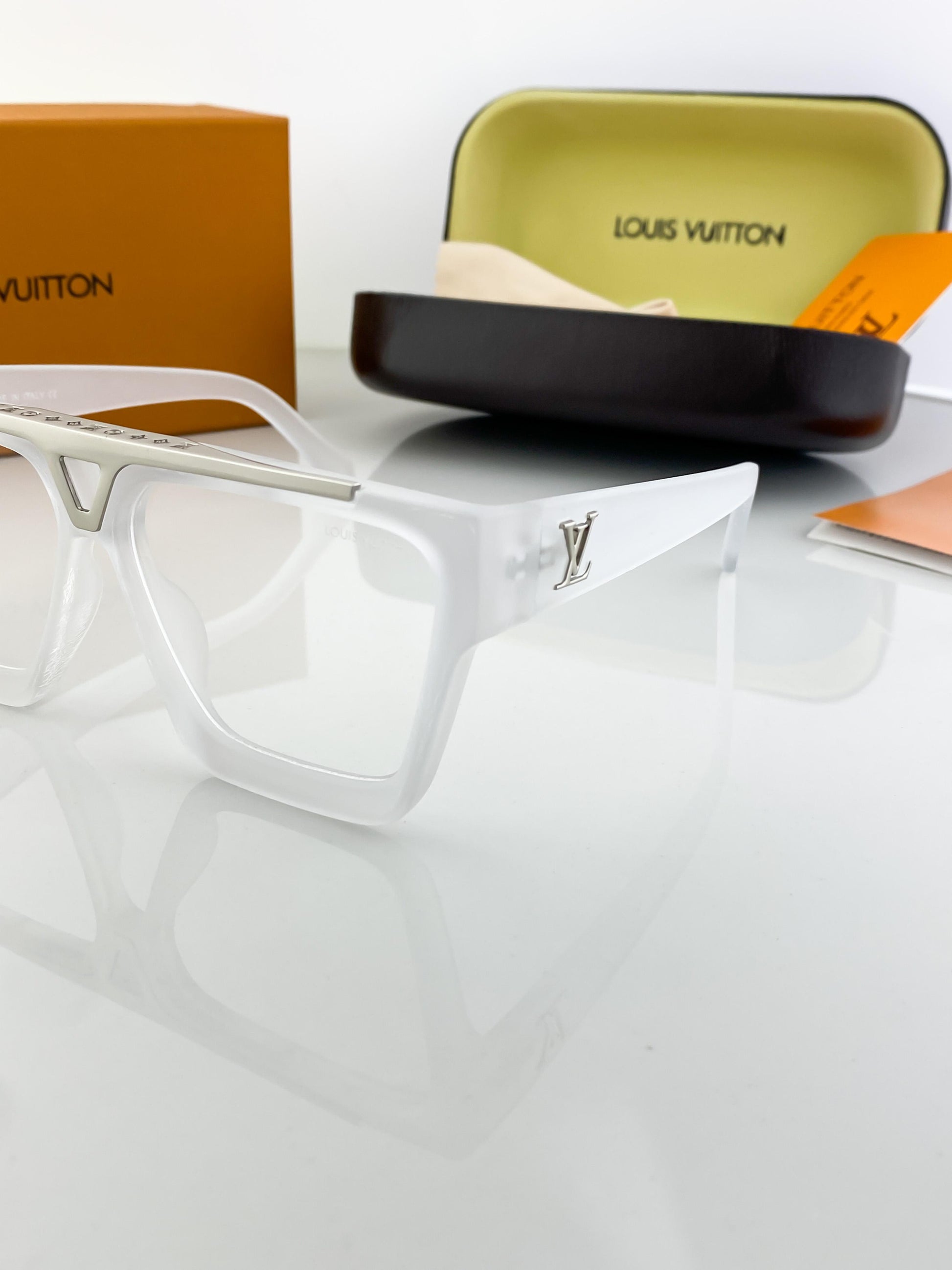 Louis Vuitton sunglasses with original box and kit