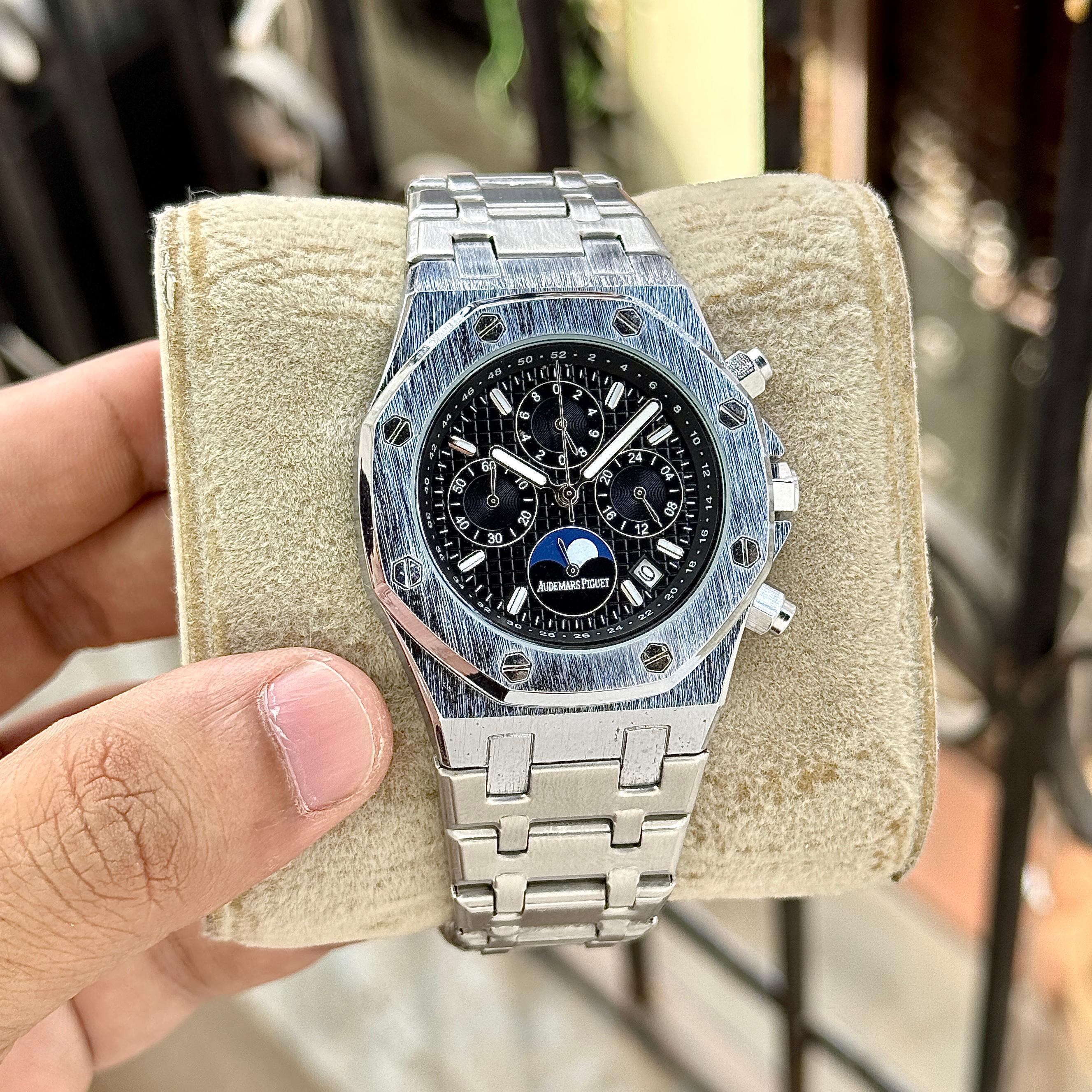 AUDEMARS PIGUET SUN-MOON Chronograph Watch