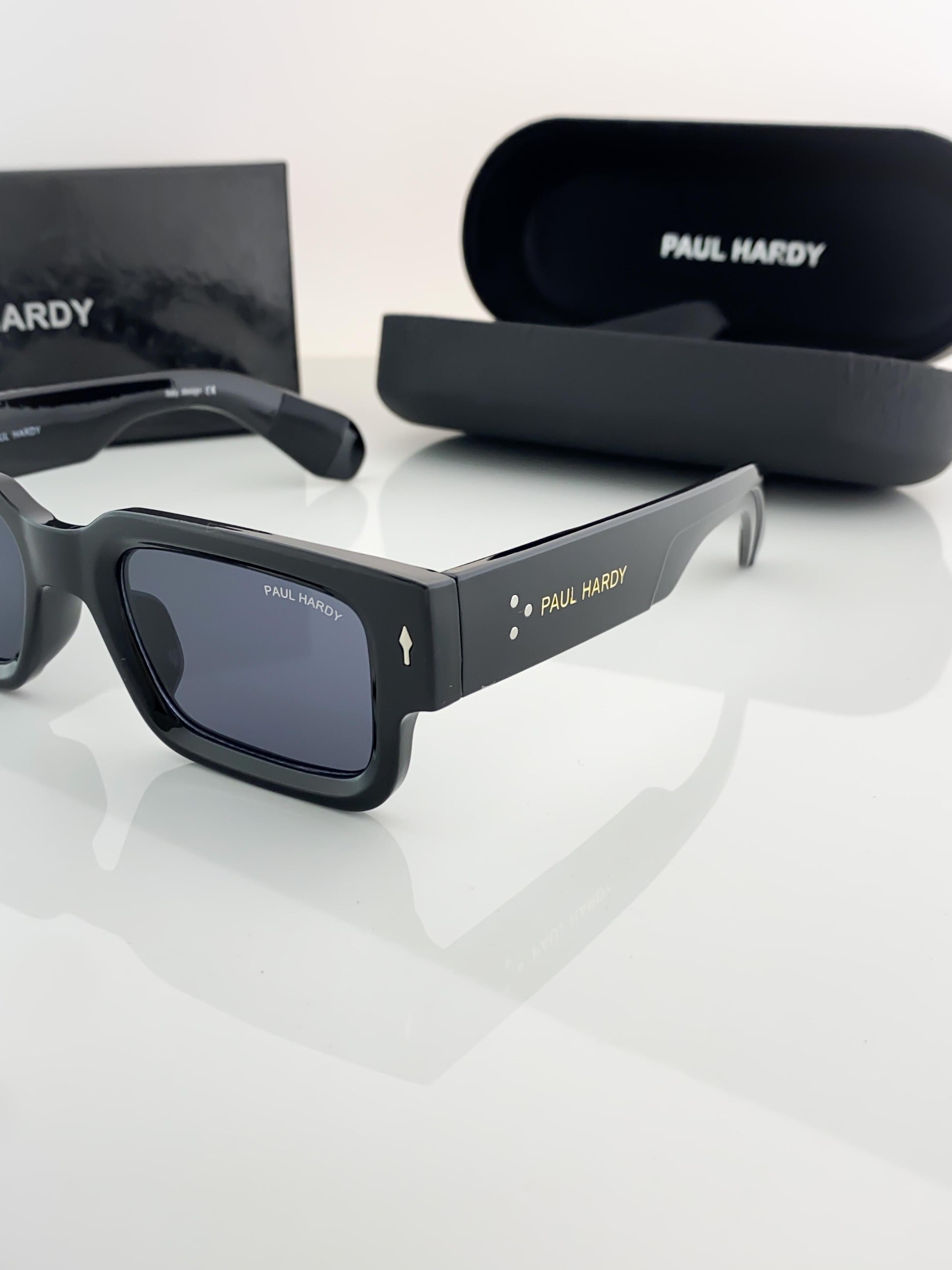 Paul hardy sunglasses with original box and kit