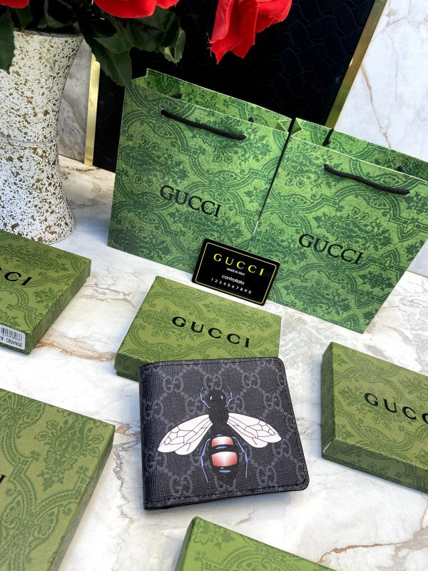 GUCCI BEE WALLET WITH  DUST BAG AND BOX