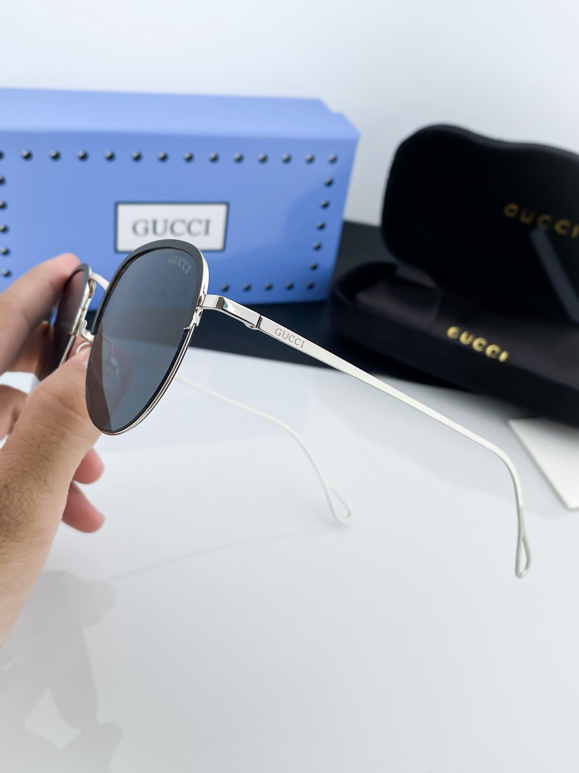 Gucci silver black sunglasses with original box and kit