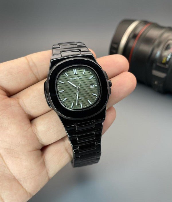 Patek Philippe Nautilus black green quartz