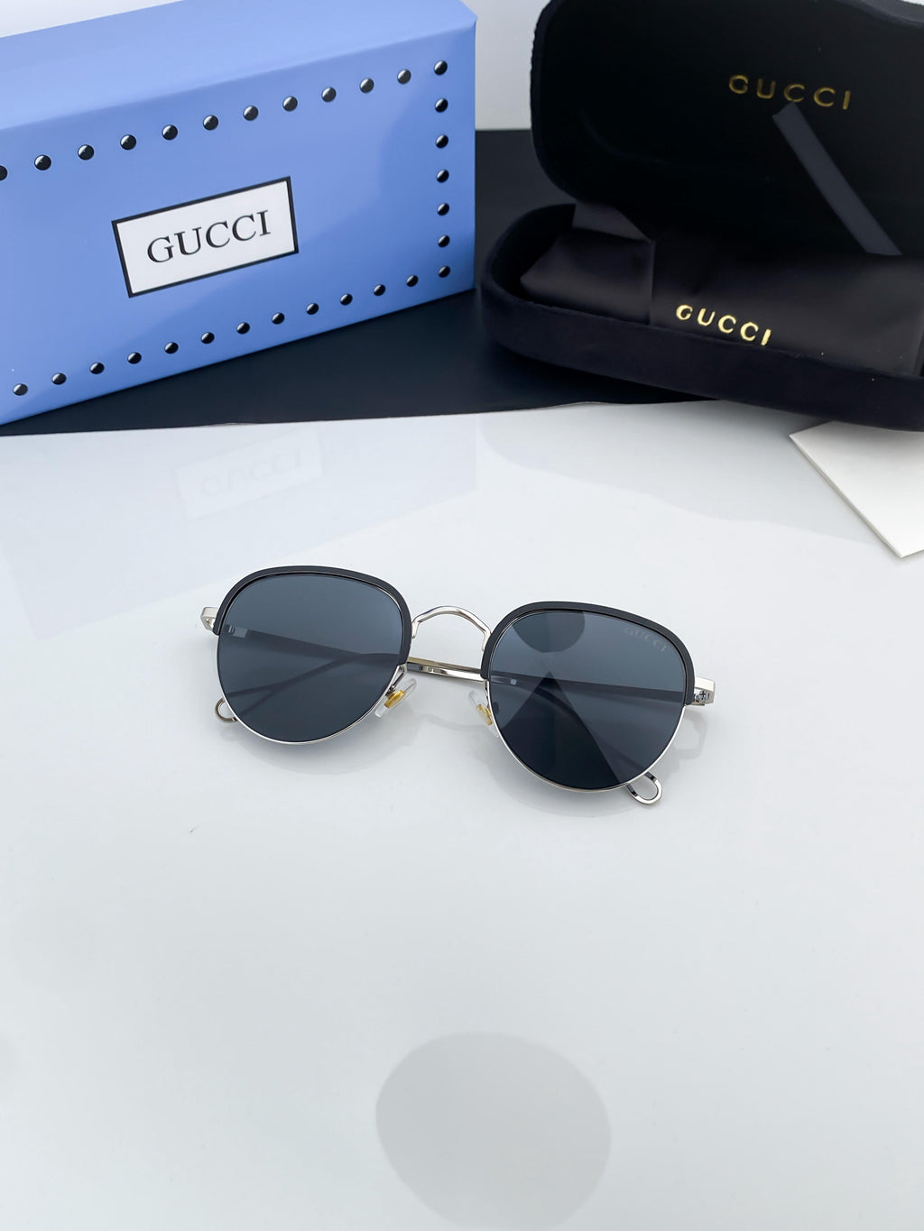 Gucci silver black sunglasses with original box and kit