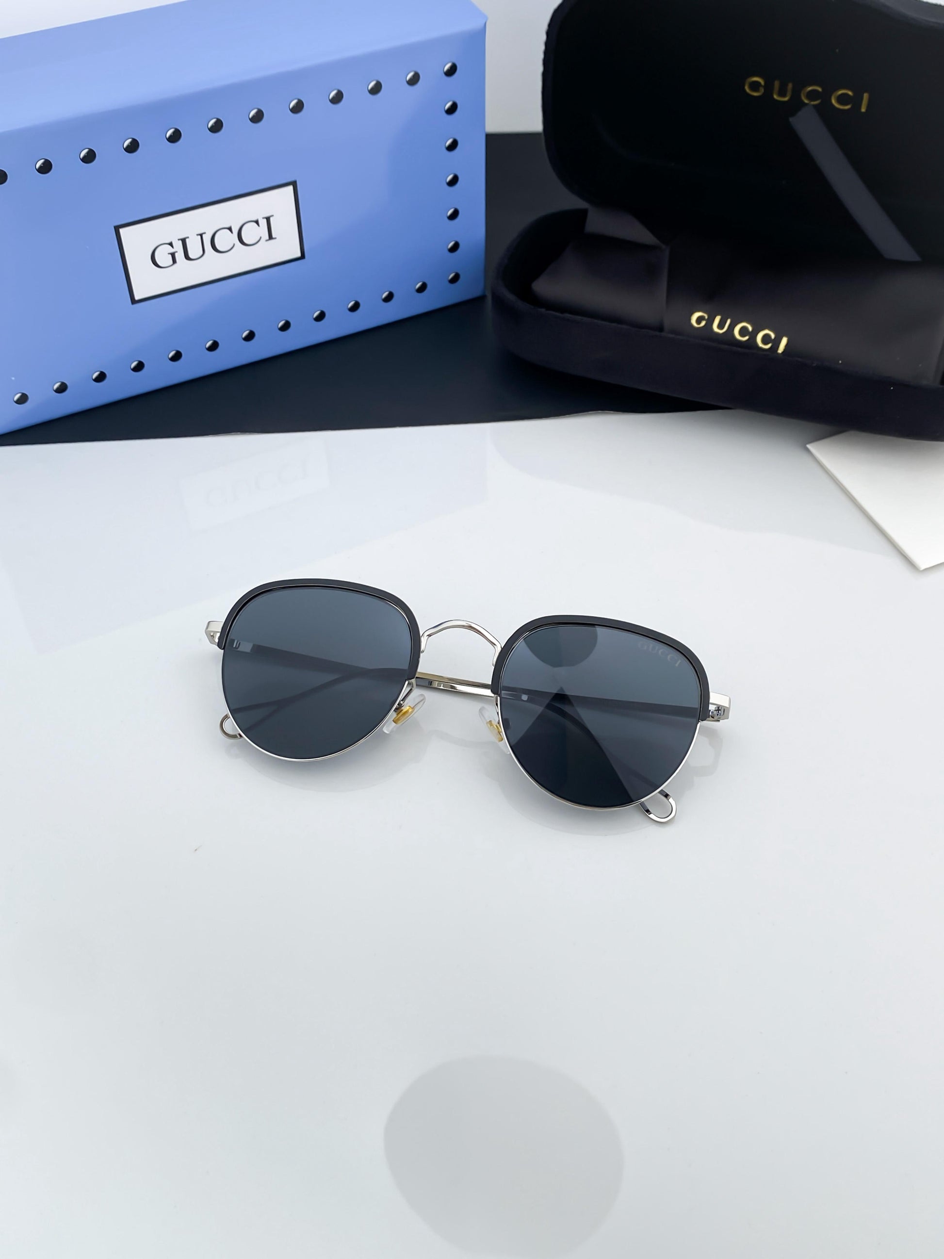 Gucci silver black sunglasses with original box and kit
