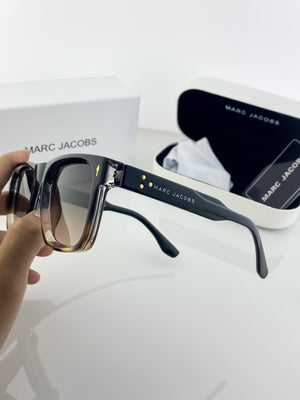MARC JACOBS TIGER BLACK SUNGLASSES WITH ORIGINAL BOX AND KIT