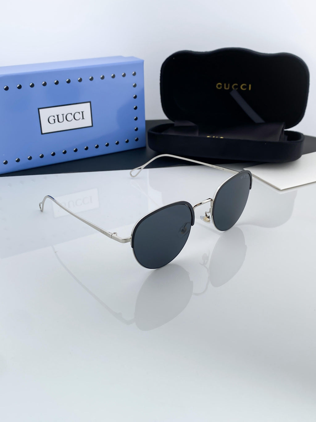 Gucci silver black sunglasses with original box and kit