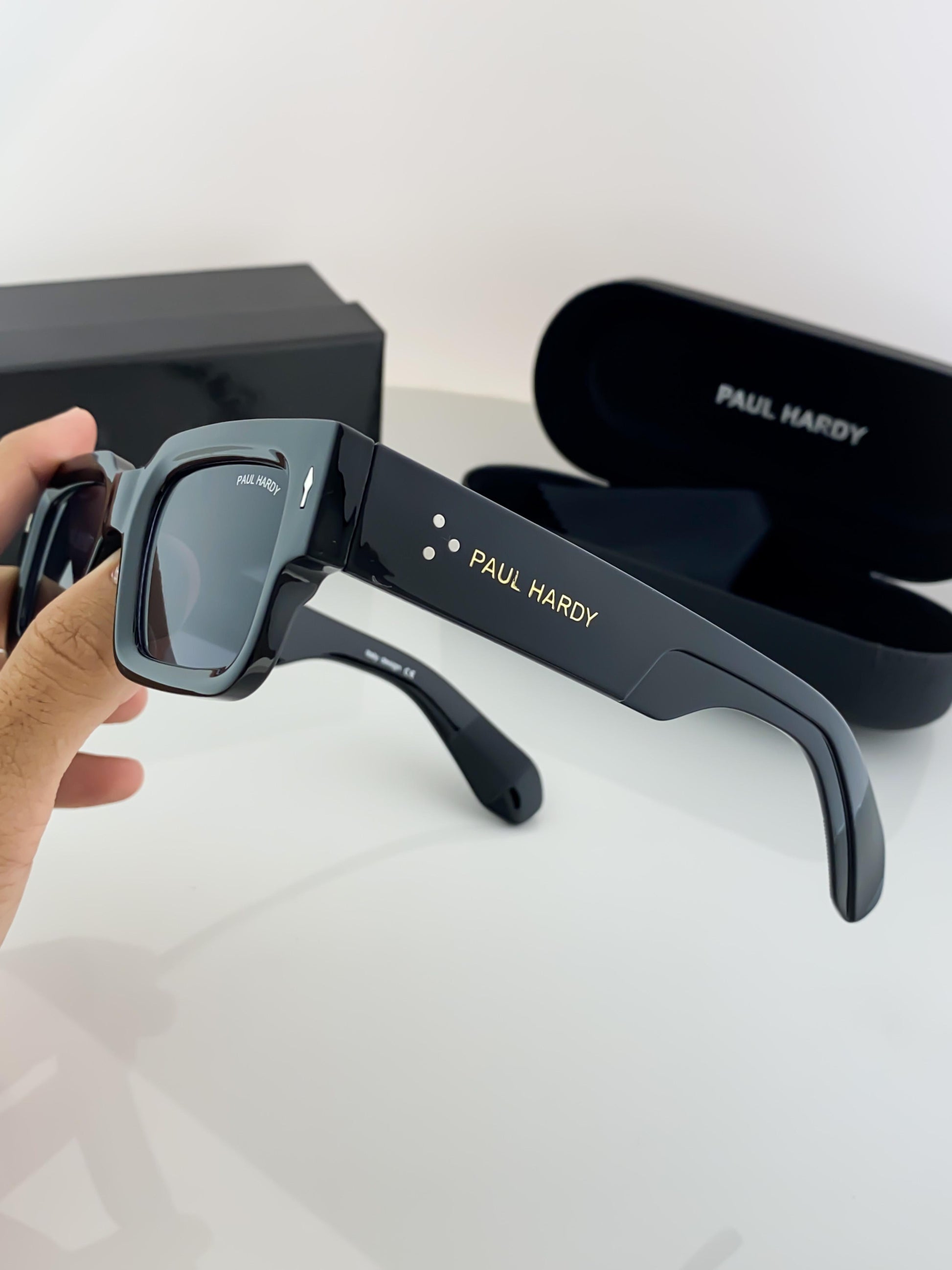 Paul hardy sunglasses with original box and kit