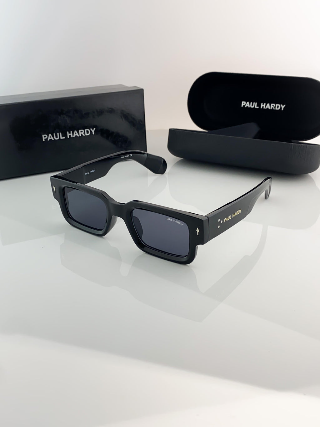 Paul hardy sunglasses with original box and kit
