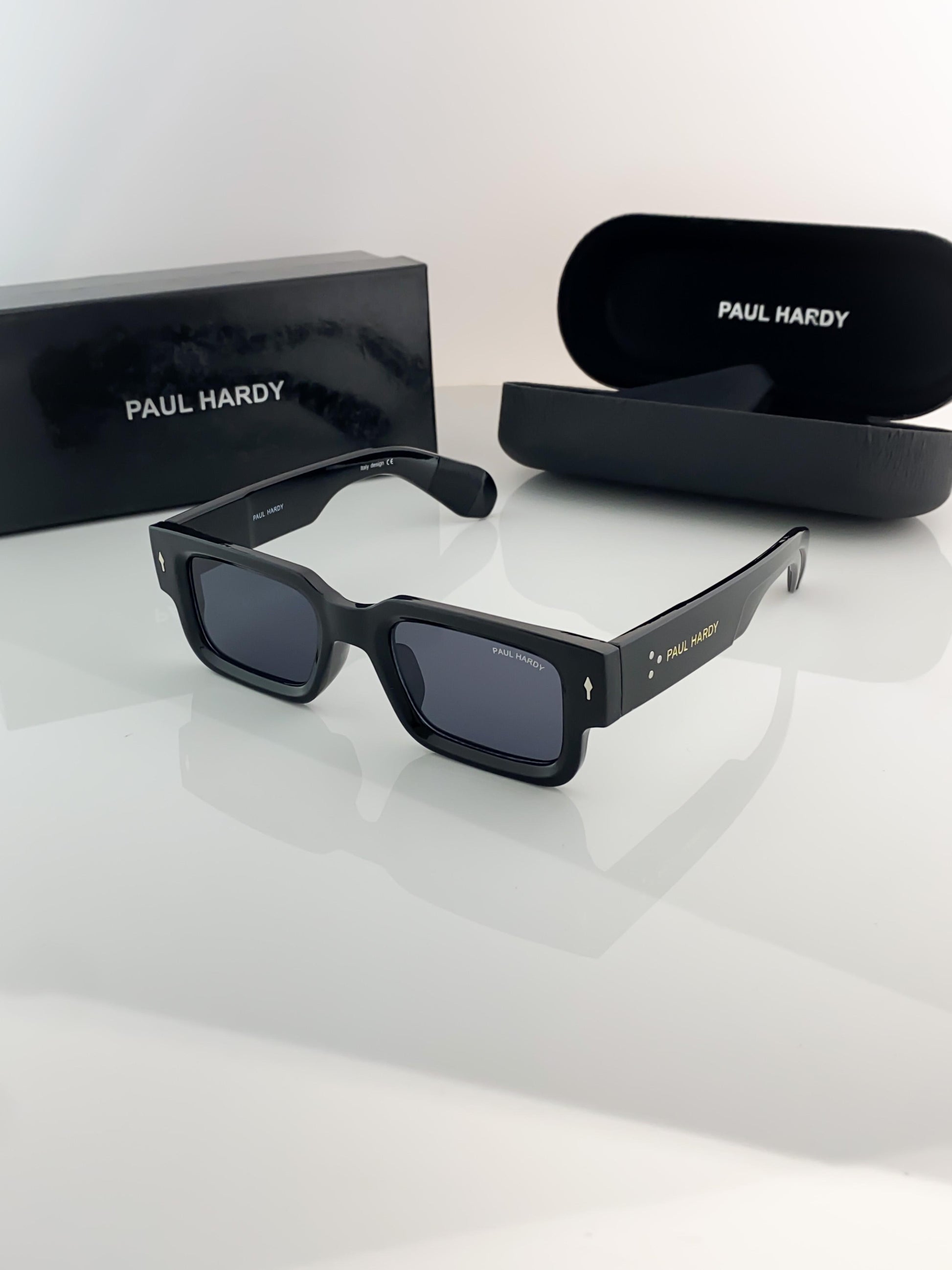 Paul hardy sunglasses with original box and kit